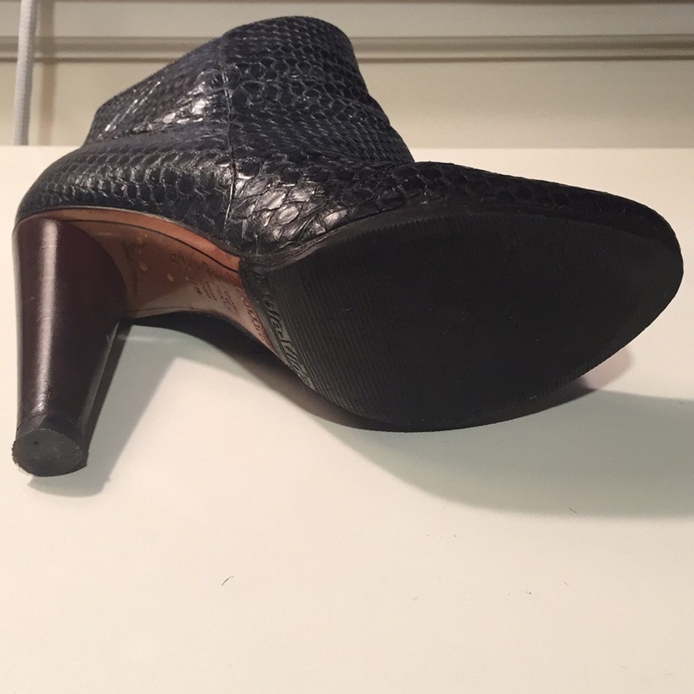 Boots - Picture 5 of 8